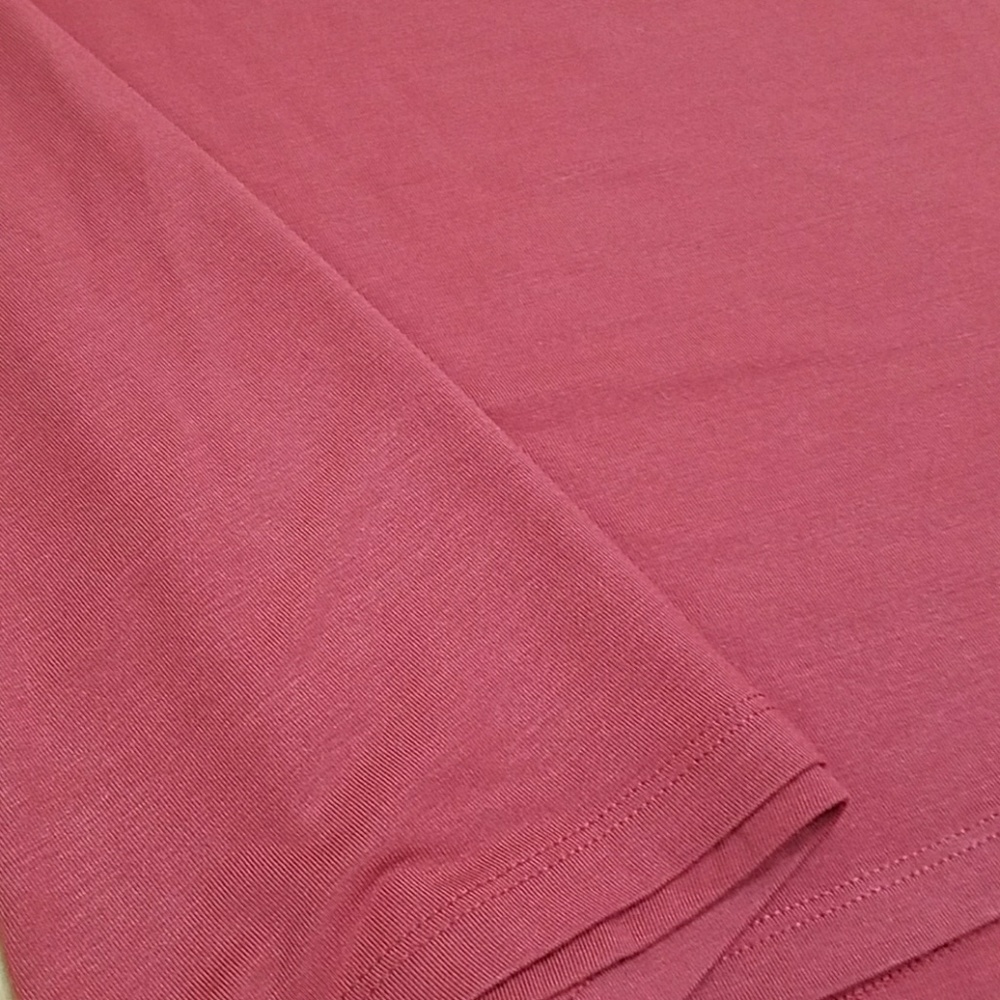 Burt Red Color Tank - Picture 2 of 4